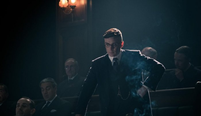 Όχι μόνο επιστρέφει το Peaky Blinders, αλλά θα φέρει ξανά τον Κίλιαν Μέρφι στον ρόλο του Τόμι Σέλμπι