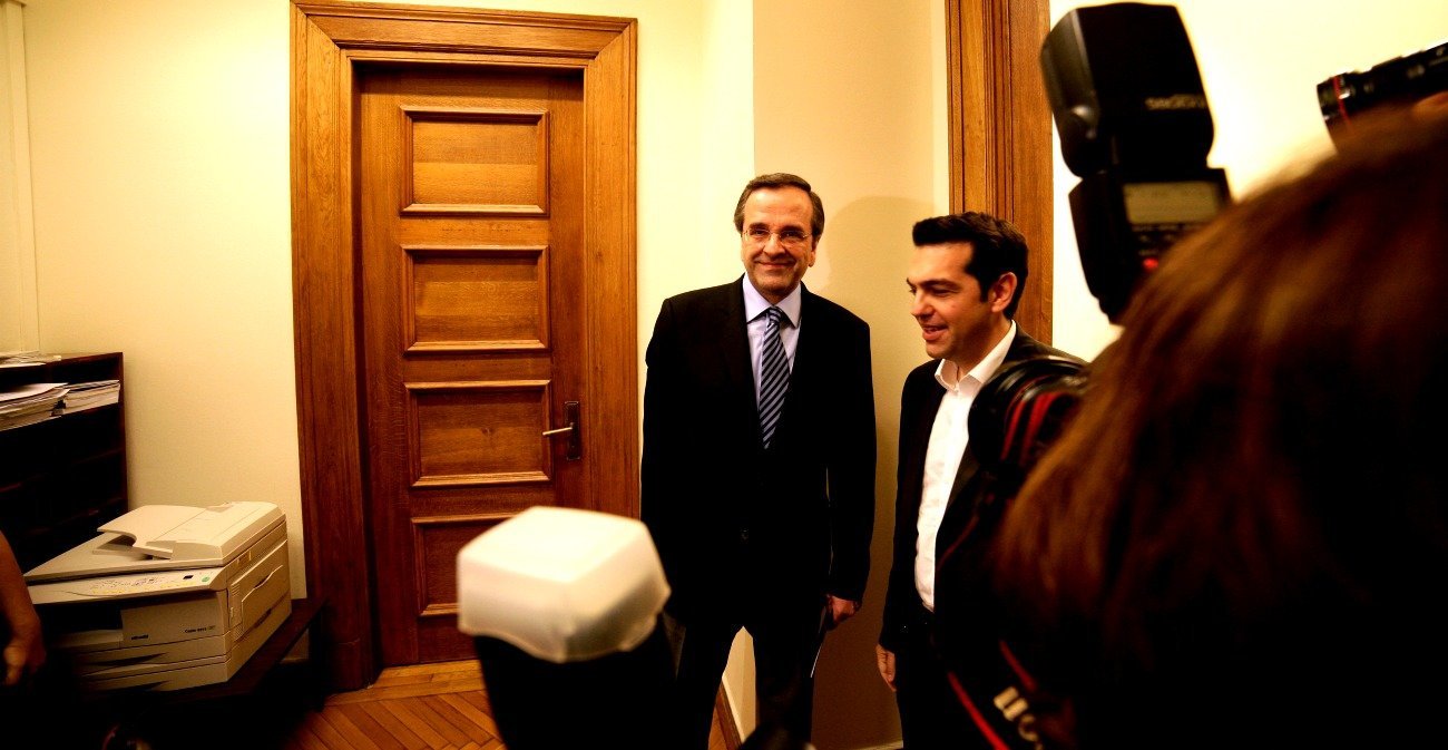 Δημοσκόπηση: Οριακά πρώτος ο ΣΥΡΙΖΑ, παραμένει τρίτη η ΧΑ