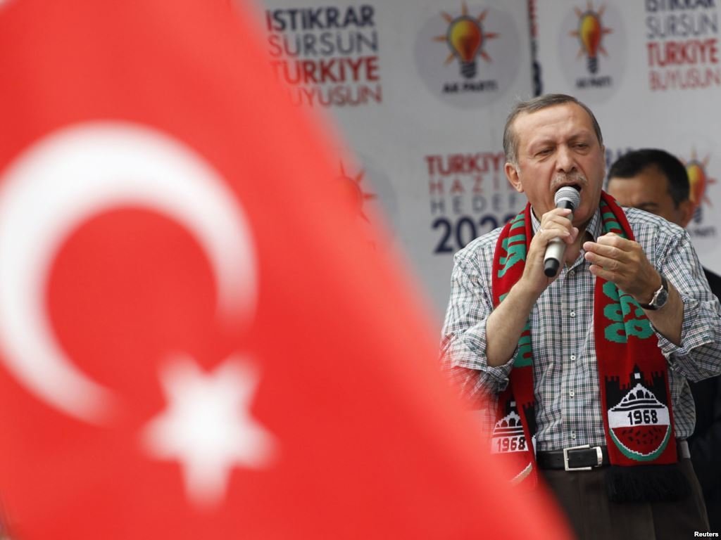 Και πάλι στα σκοινιά… Ακουμπά τον Ερντογάν το σκάνδαλο διαφθοράς στην Τουρκία;