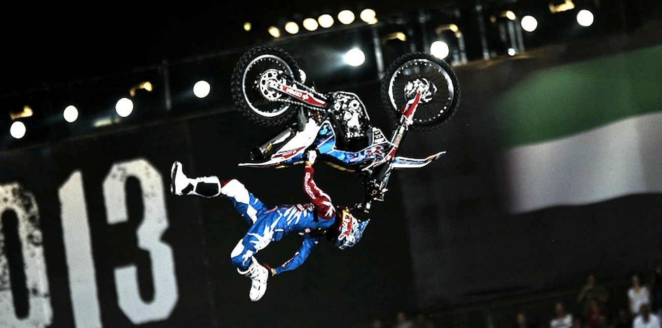 Red Bull X-Fighters: Με κομμένη την ανάσα!