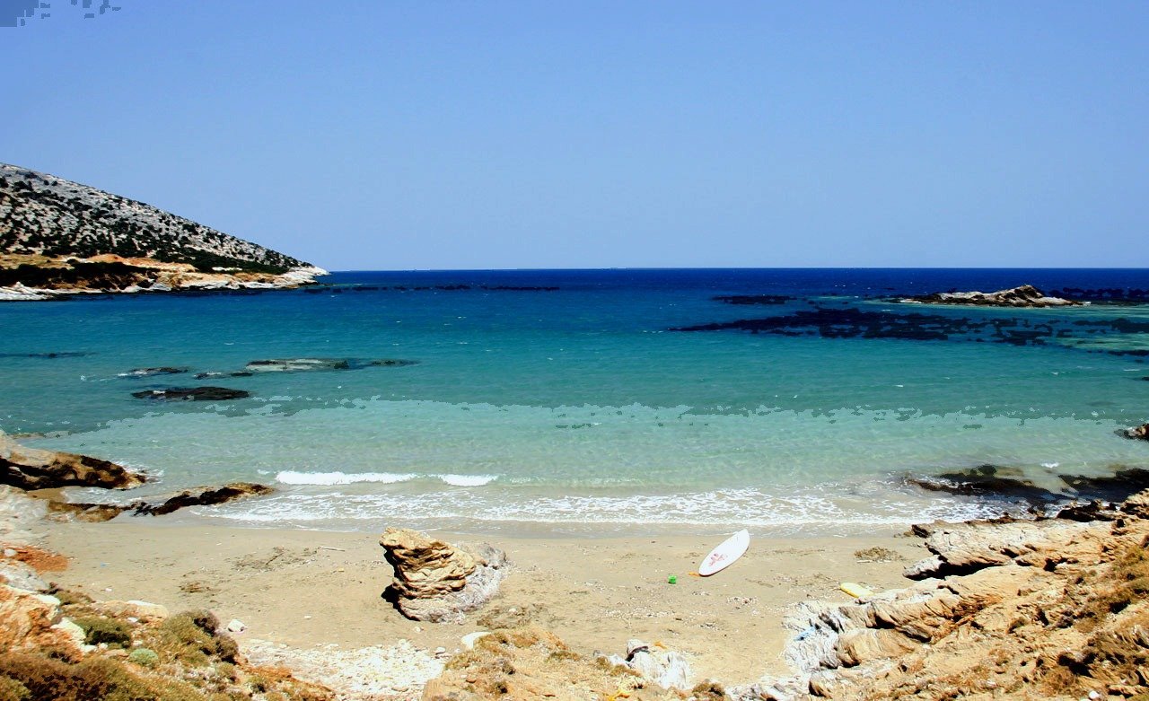 Η μεγαλύτερη απόλαυση σε μια μικρή Ελληνική παραλία