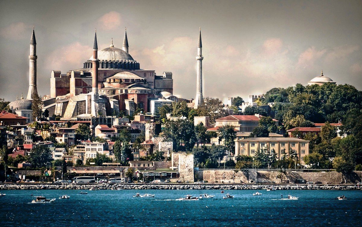 “Η Πόλις εάλω”: Το Twitter θυμάται(;) την Άλωση της Κωνσταντινούπολης