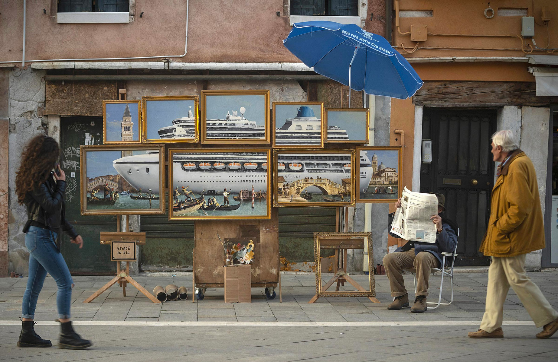 Ο Banksy έσκασε μύτη στη Βενετία και γλέντησε τη Μπιενάλε!