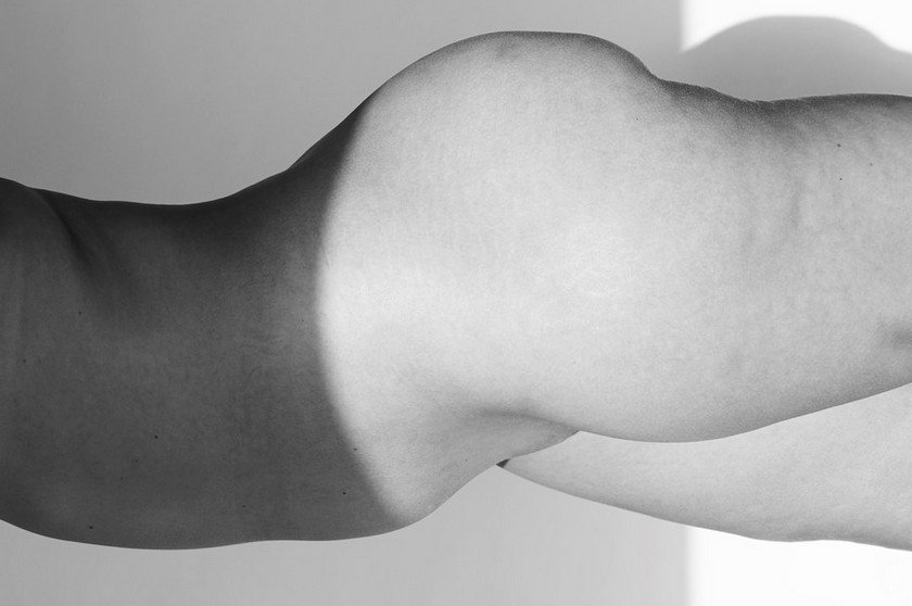 Τα γυμνά που δοξάζουν τις υπέροχες ατέλειες του γυναικείου σώματος