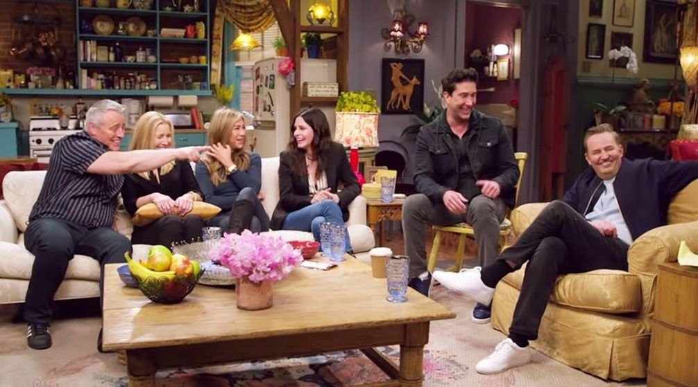 Friends Reunion: Υπάρχετε και εσείς που δεν σας άρεσε αλλά δεν μας νοιάζει