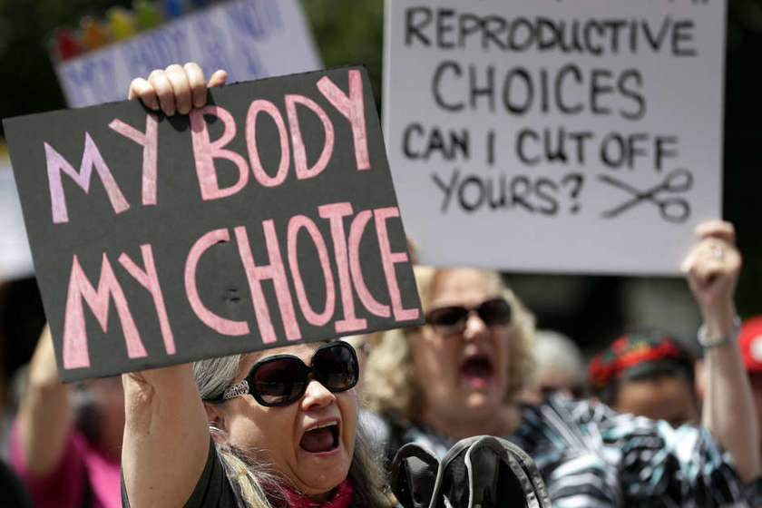 Ο Μεσαίωνας ανατέλλει στο Τέξας: Ένας νόμος σχεδόν απαγορεύει τις εκτρώσεις