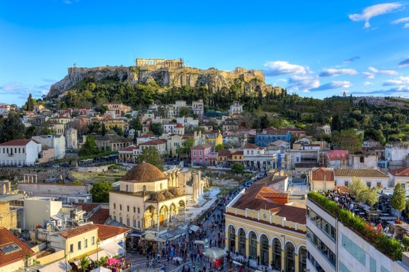 “Πολύ βρώμικη”: Τουρίστες μιλούν για τις χειρότερες πόλεις και η Αθήνα είναι στη λίστα