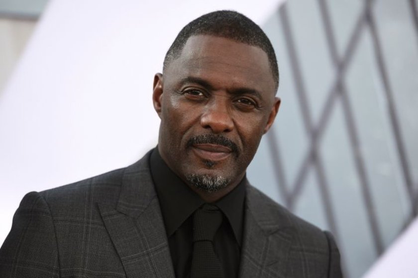 Ο Idris Elba αποκάλυψε σε ποιον διάσημο πουλούσε μαριχουάνα
