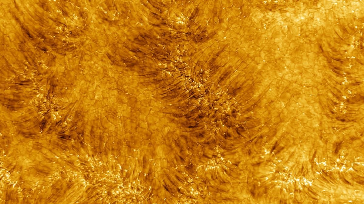 Δυο νέες εικόνες δείχνουν την επιφάνεια του Ήλιου από πολύ κοντά για πρώτη φορά
