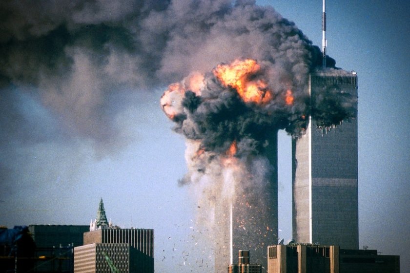 4 ακραίες θεωρίες συνωμοσίας για την 11η Σεπτεμβρίου και τους Δίδυμους Πύργους
