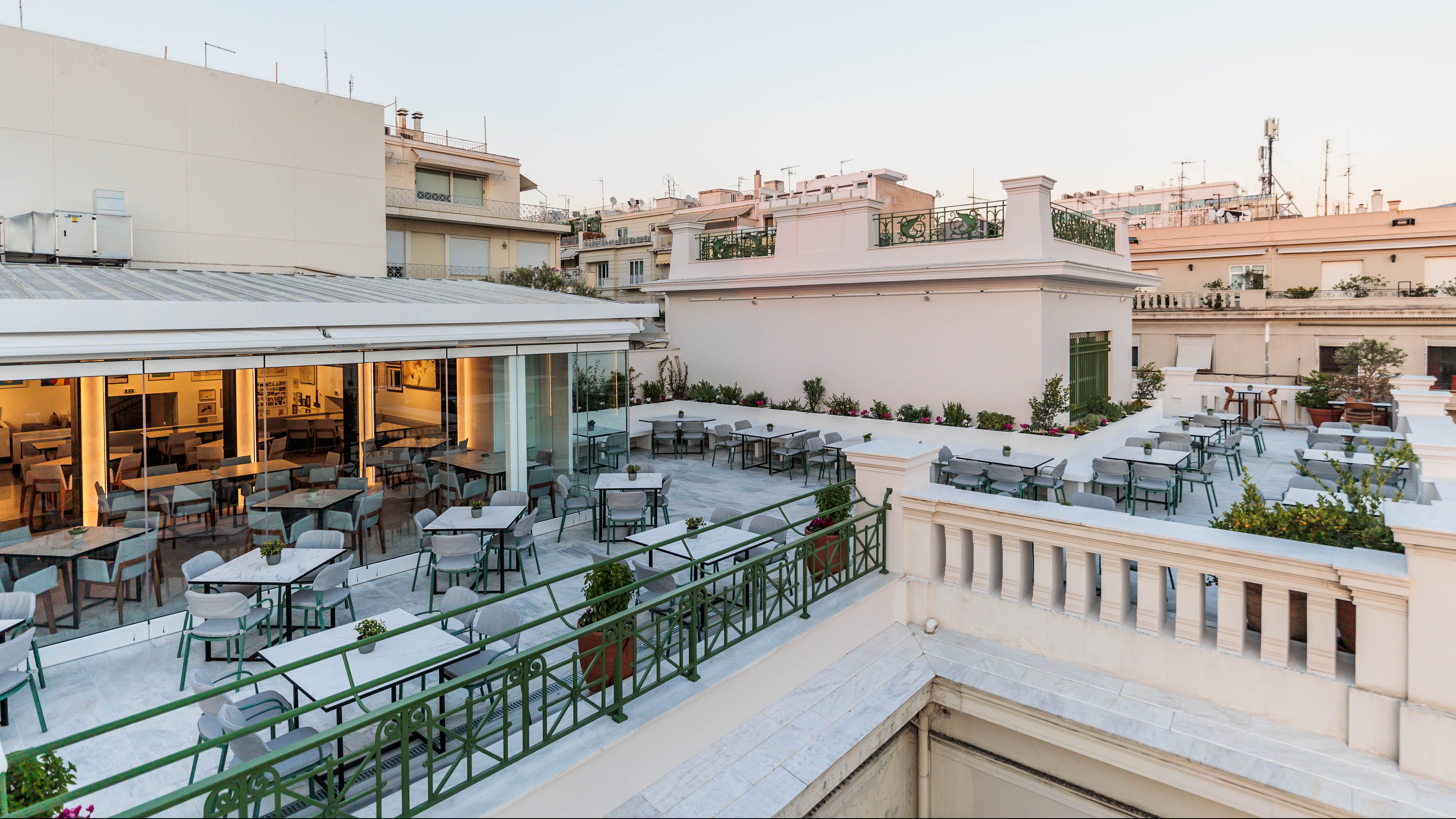 Υπέροχο Roof Garden στην καρδιά της Αθήνας: Εστιατόριο Μουσείο Μπενάκη Ελληνικού Πολιτισμού