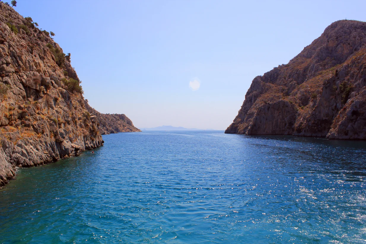 Το ελληνικό νησί που είναι συνώνυμο της  περιπέτειας