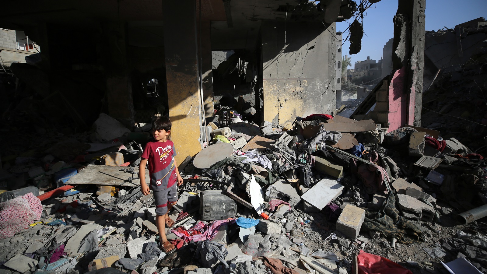 «Τα παιδιά μας πεθαίνουν, οι πατεράδες μας κλαίνε, έχουμε χάσει τα πάντα»: Μαρτυρία για όσα συμβαίνουν στη Γάζα