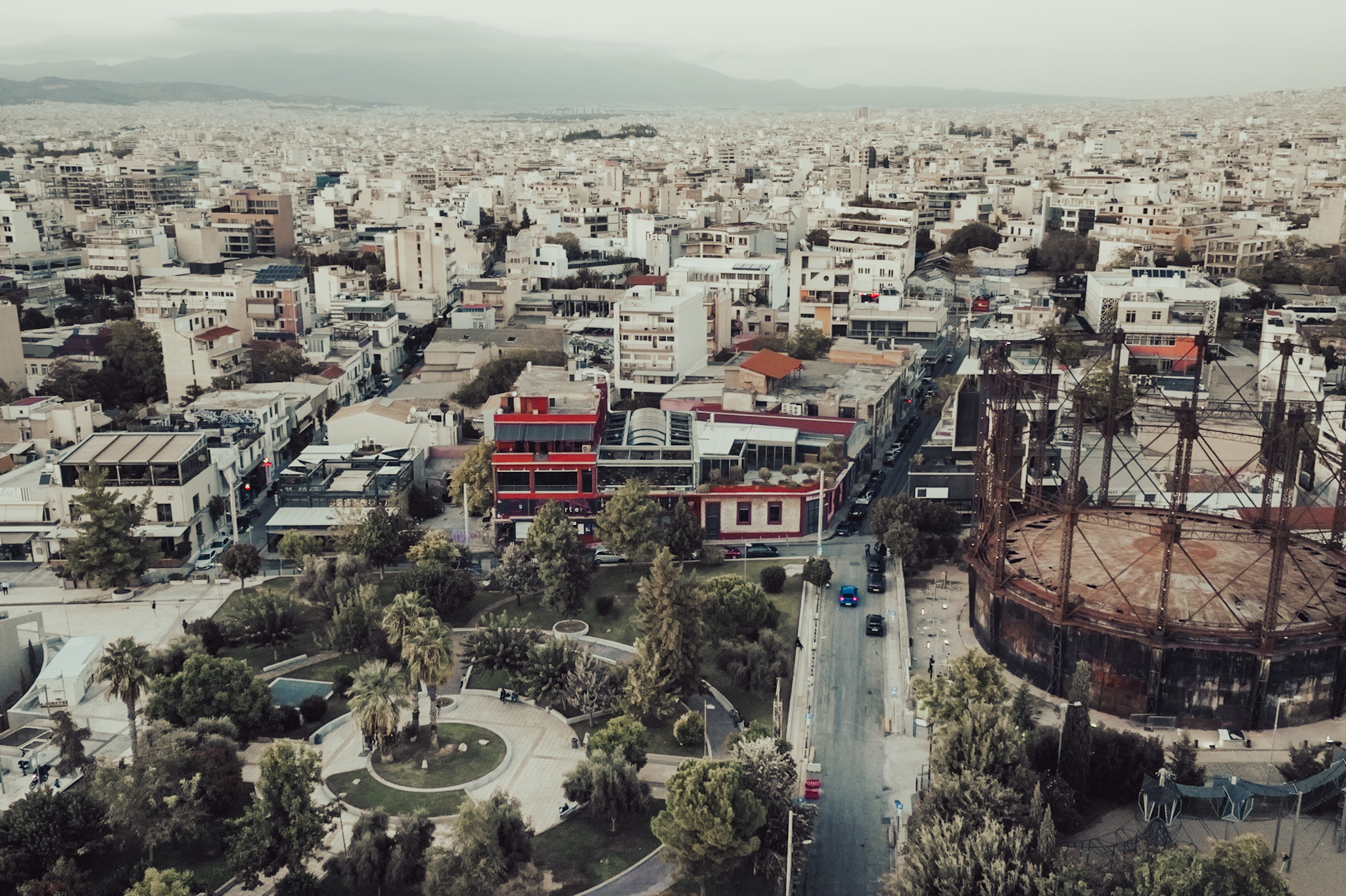 10 μέρη που συνθέτουν την πιο ελκυστική περιοχή της Αθήνας